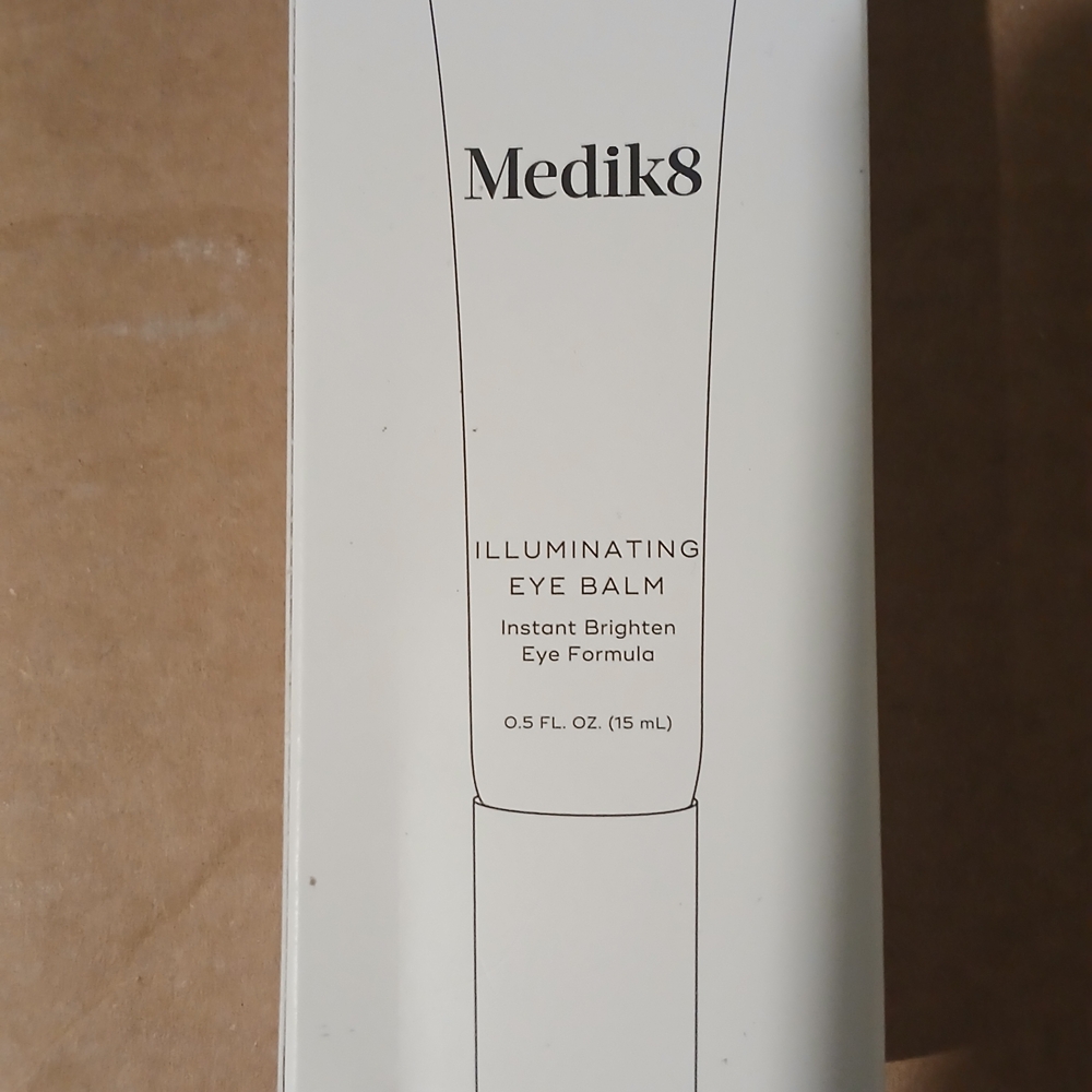 Medik8 Illuminating Eye Balm - White